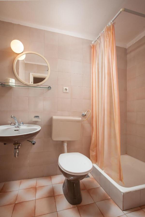 Apartments Jelka Promajna Kültér fotó
