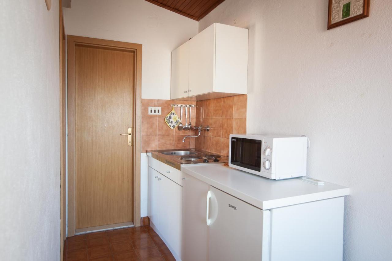 Apartments Jelka Promajna Kültér fotó